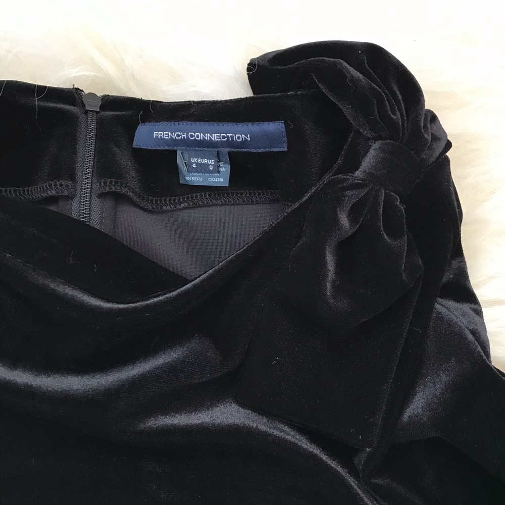 French Connection Auore Velvet 3/4 Sleeve Dress - Picture 6 of 8